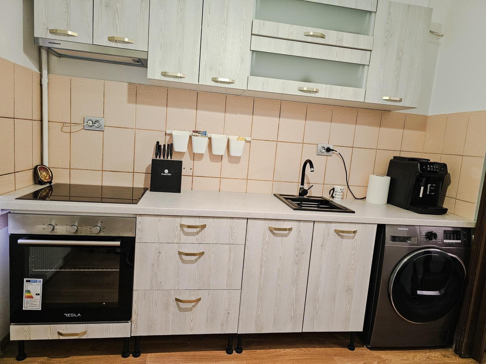 Mony Apartaments رومان المظهر الخارجي الصورة