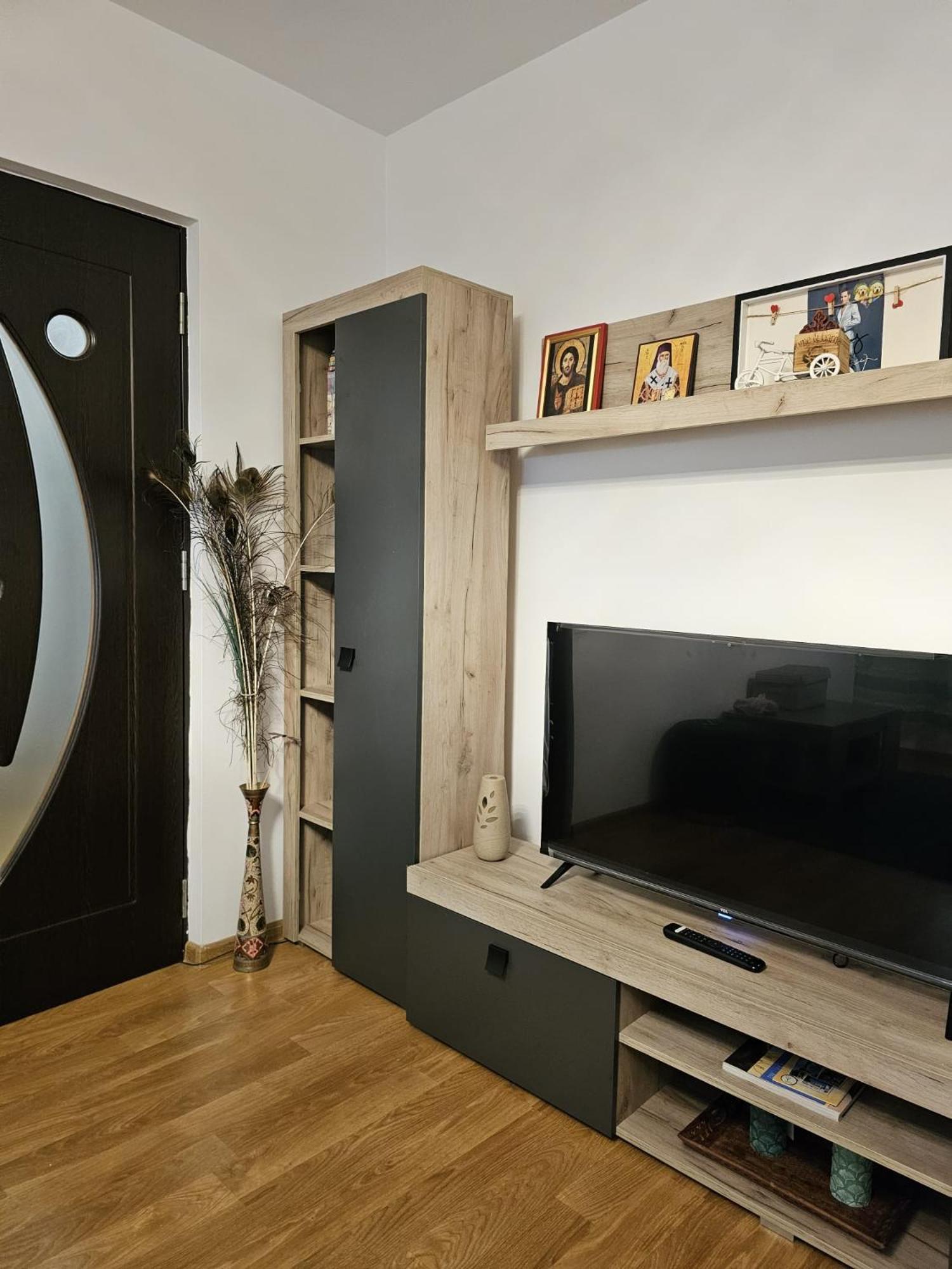 Mony Apartaments رومان المظهر الخارجي الصورة